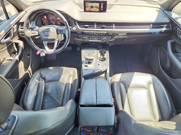 2017 AUDI Q7 quattro Premium Plus