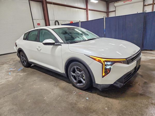 2026 KIA K4 LX, LXS