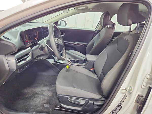 2026 KIA K4 LX, LXS
