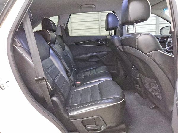 2019 KIA SORENTO L, LX, S
