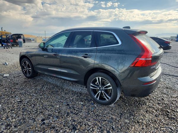 2020 VOLVO XC60 Momentum — DSRA