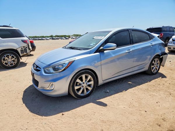 2012 HYUNDAI ACCENT