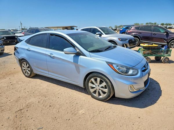 2012 HYUNDAI ACCENT