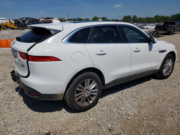 2019 JAGUAR F-PACE