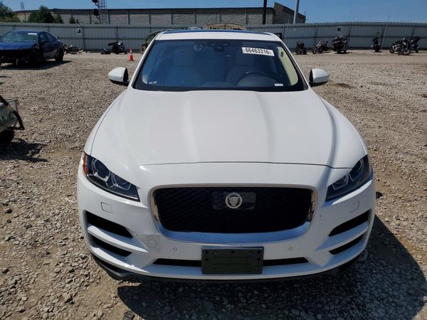 2019 JAGUAR F-PACE