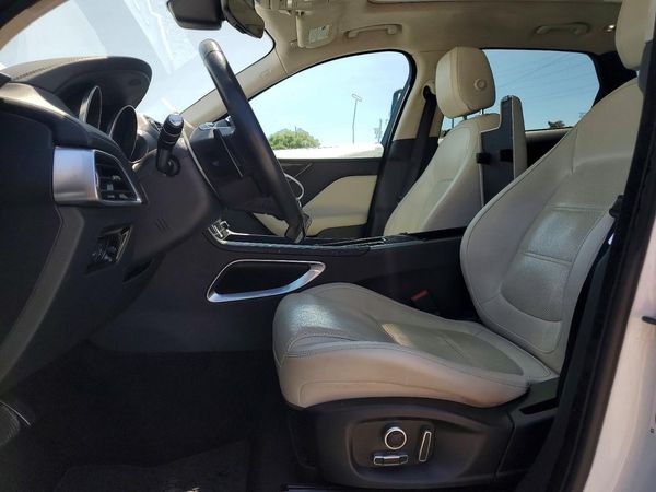 2019 JAGUAR F-PACE