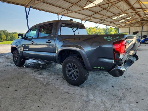 2022 TOYOTA TACOMA SR5
