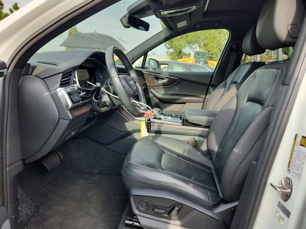 2020 AUDI Q7
