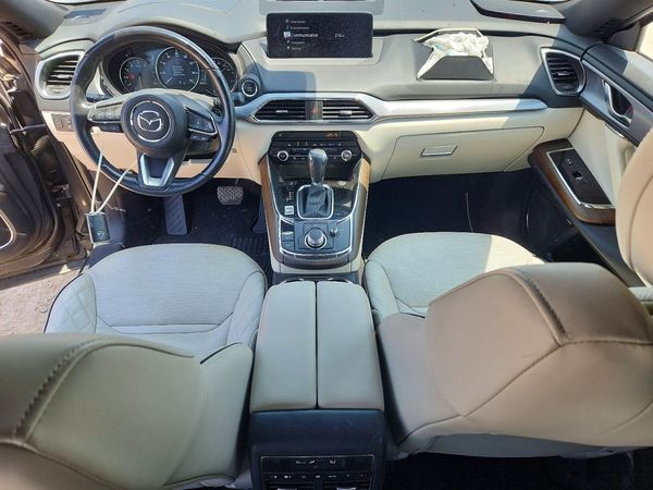 2023 MAZDA CX-9 Signature