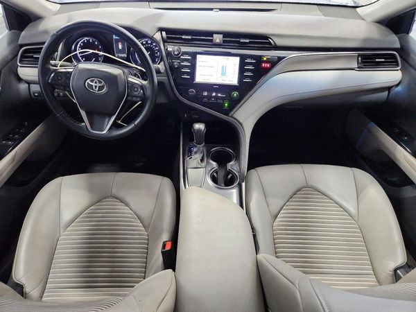 2020 TOYOTA CAMRY SE