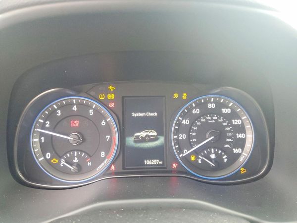 2022 HYUNDAI KONA