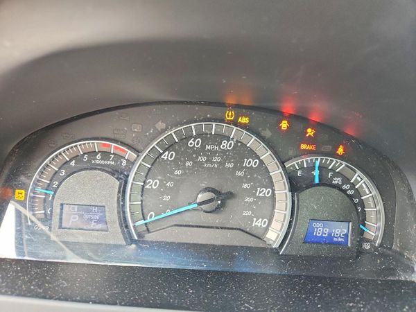 2014 TOYOTA CAMRY