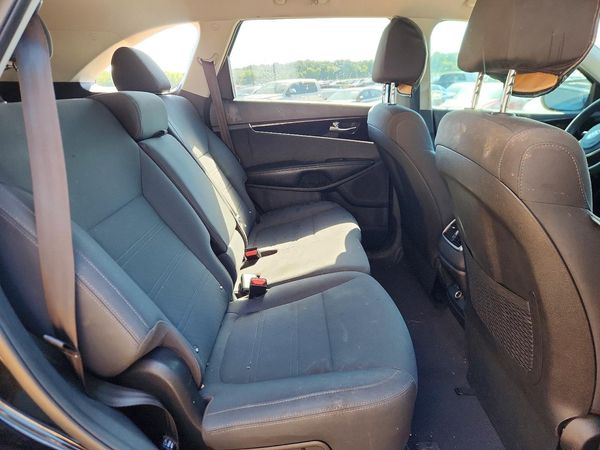 2019 KIA SORENTO