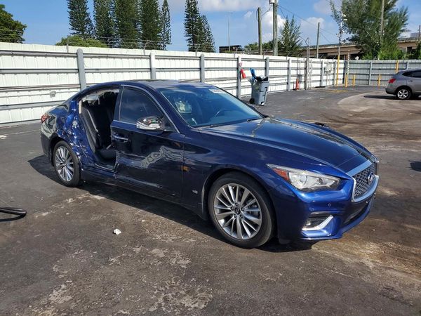 2021 INFINITI Q50