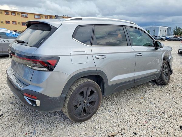 2025 VOLKSWAGEN TAOS
