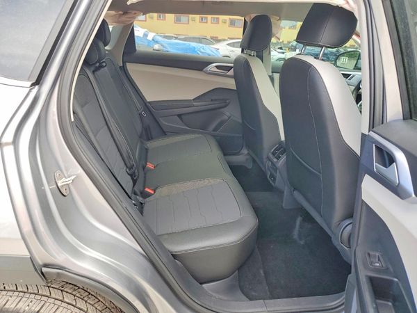 2025 VOLKSWAGEN TAOS