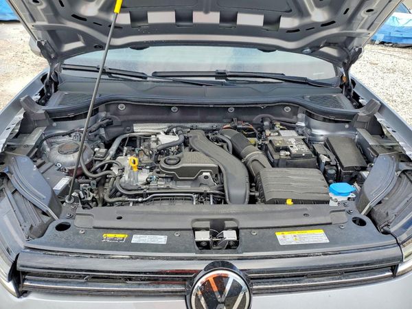 2025 VOLKSWAGEN TAOS