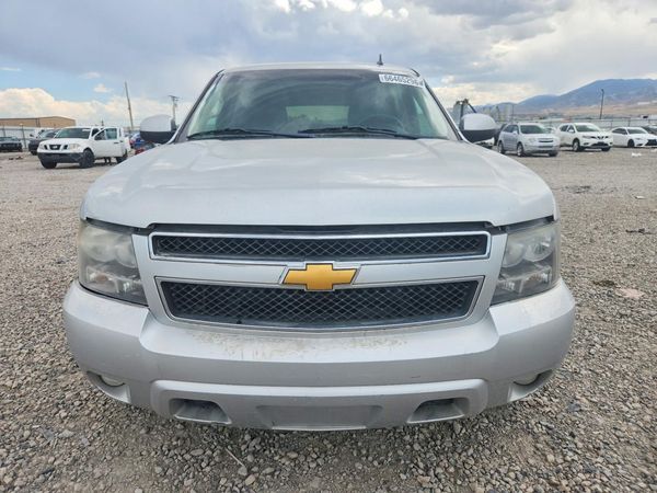 2012 CHEVROLET SUBURBAN LT