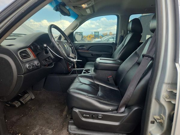 2012 CHEVROLET SUBURBAN LT