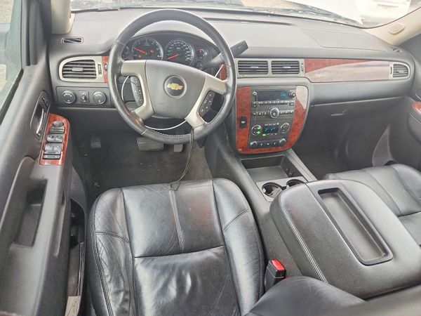 2012 CHEVROLET SUBURBAN LT