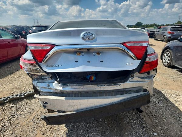 2016 TOYOTA CAMRY