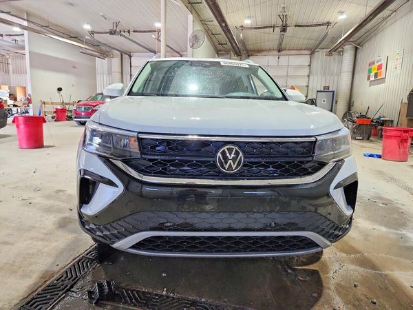 2024 VOLKSWAGEN TAOS