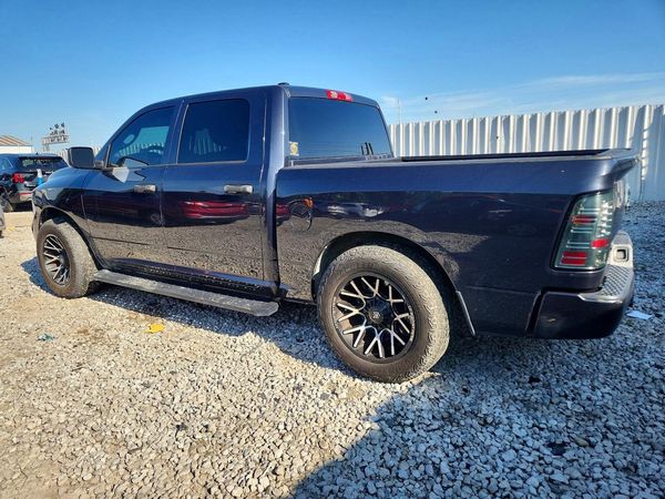 2015 RAM 1500 ST