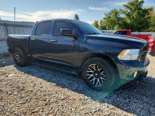 2015 RAM 1500 ST