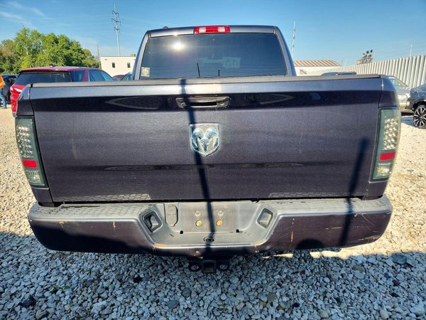 2015 RAM 1500 ST