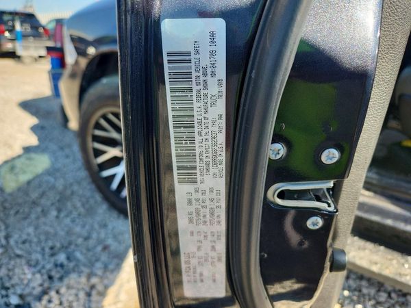 2015 RAM 1500 ST