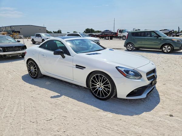 2019 MERCEDES-BENZ SLC SLC300 — Passenger 3/4