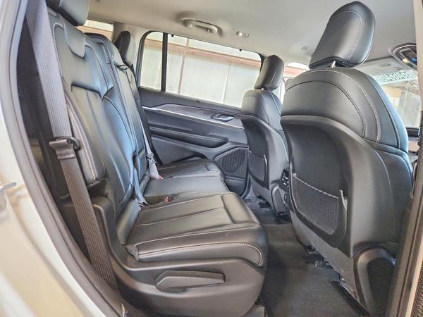 2024 JEEP CHEROKEE Limited