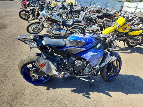 2022 YAMAHA YZF1000