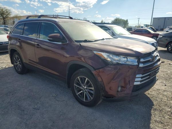 2019 TOYOTA HIGHLANDER SE/XLE