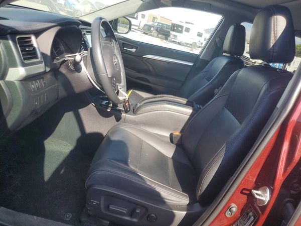 2019 TOYOTA HIGHLANDER SE/XLE