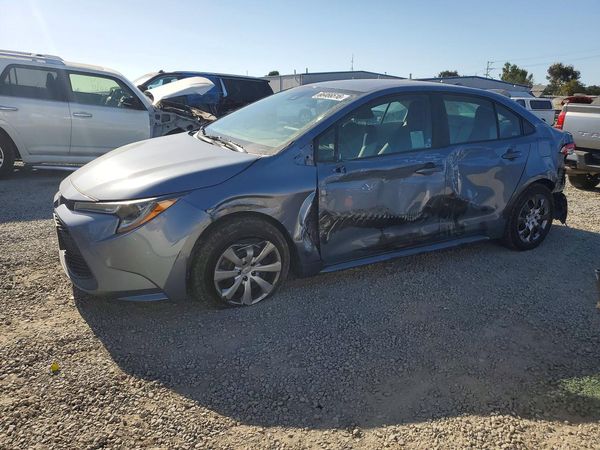 2022 TOYOTA COROLLA