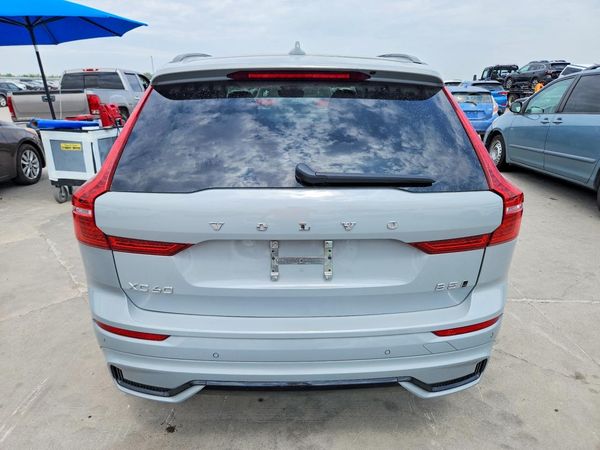 2024 VOLVO XC60