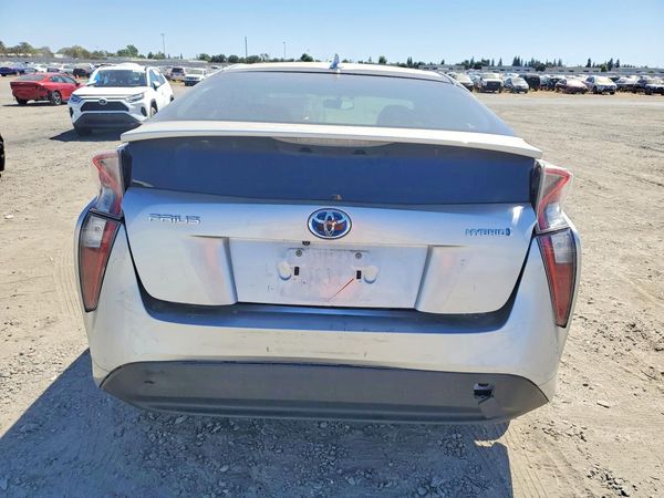2016 TOYOTA PRIUS