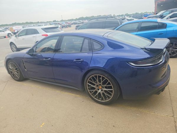 2023 PORSCHE PANAMERA