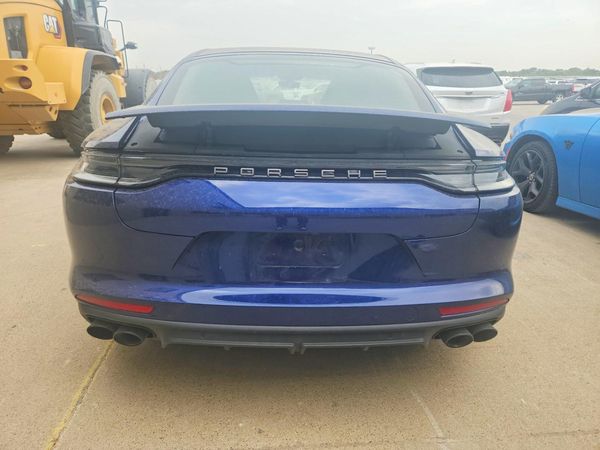 2023 PORSCHE PANAMERA