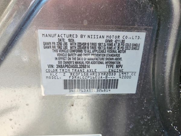 2025 NISSAN KICKS SR