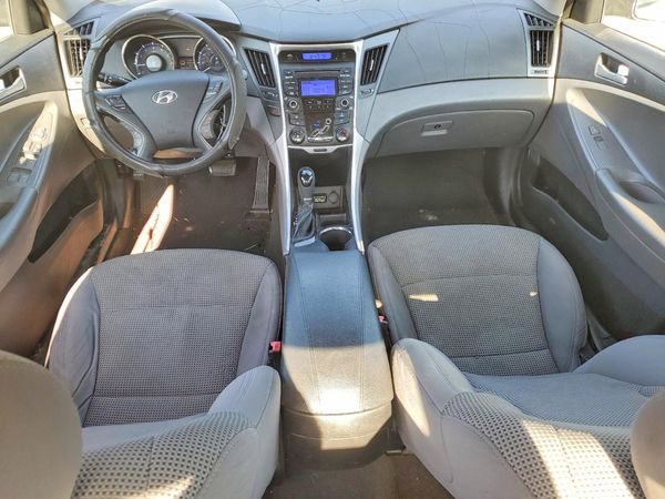 2012 HYUNDAI SONATA Middle-low level