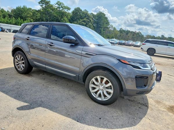 2018 LAND ROVER RANGEROVER SE/SE Premium — Passenger 3/4