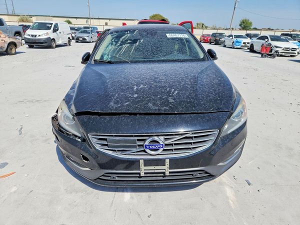 2017 VOLVO S60 Platinum