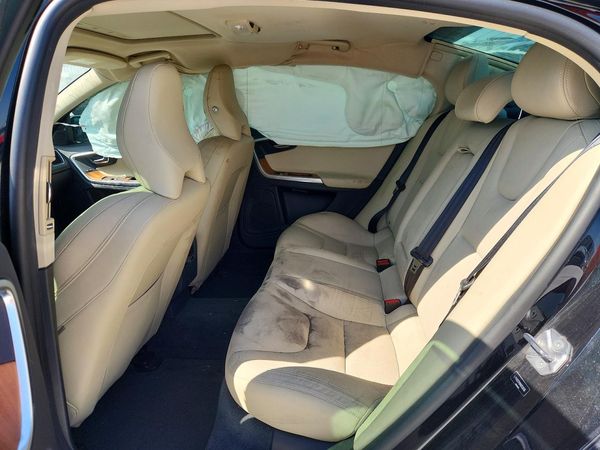 2017 VOLVO S60 Platinum