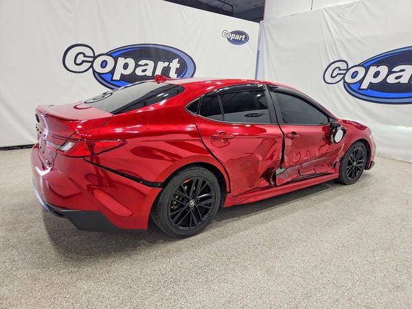 2025 TOYOTA CAMRY