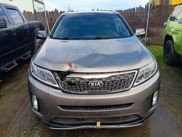 2014 KIA SORENTO SX