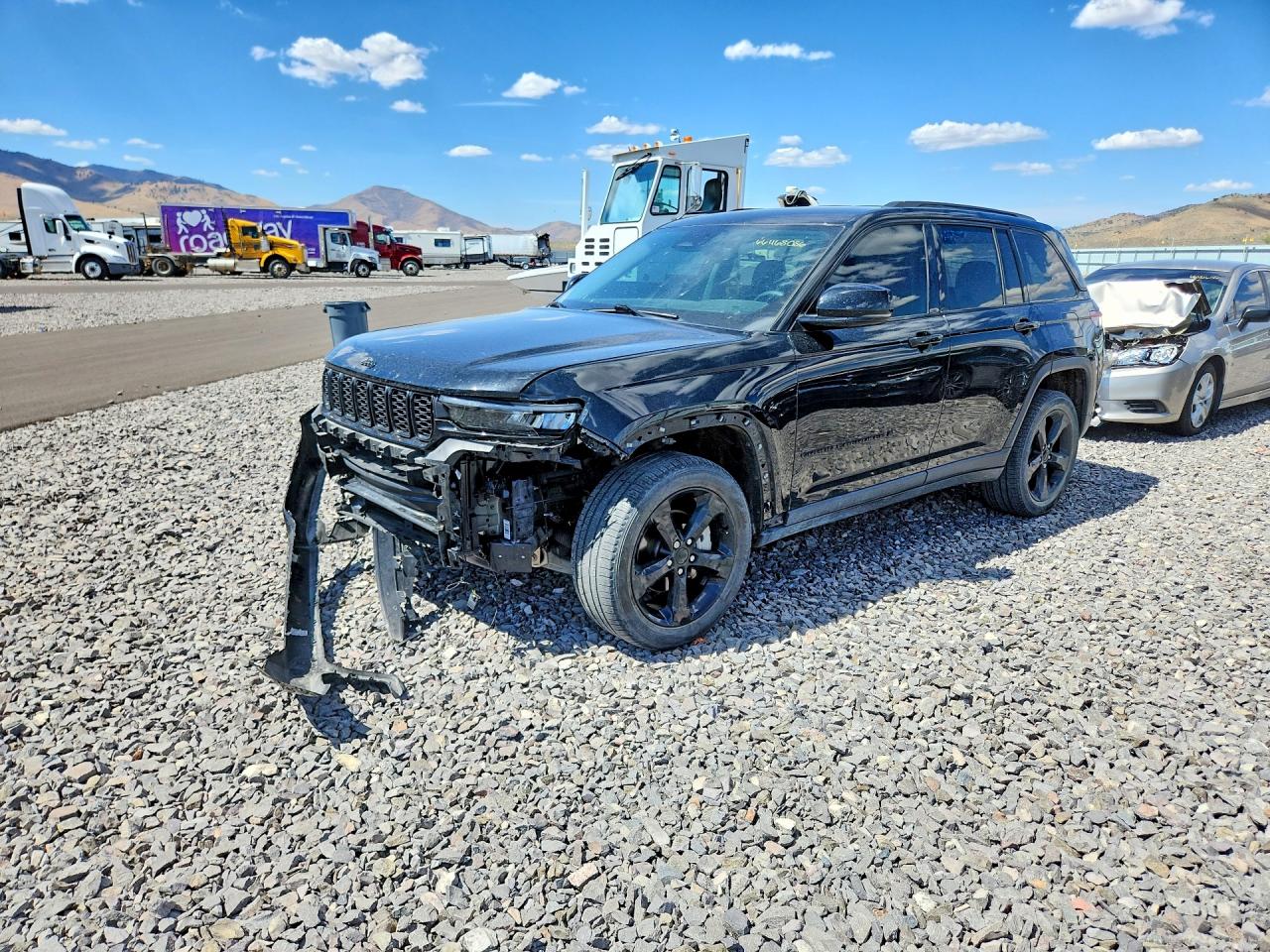 2023 JEEP GRAND CHEROKEE