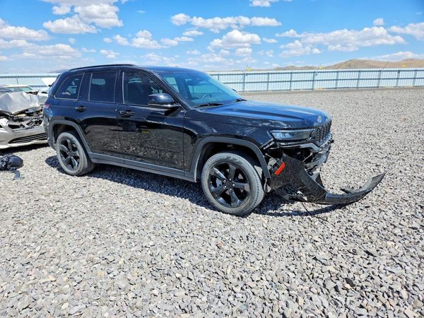 2023 JEEP GRAND CHEROKEE