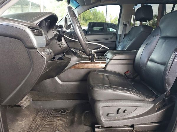 2017 CHEVROLET SUBURBAN LT